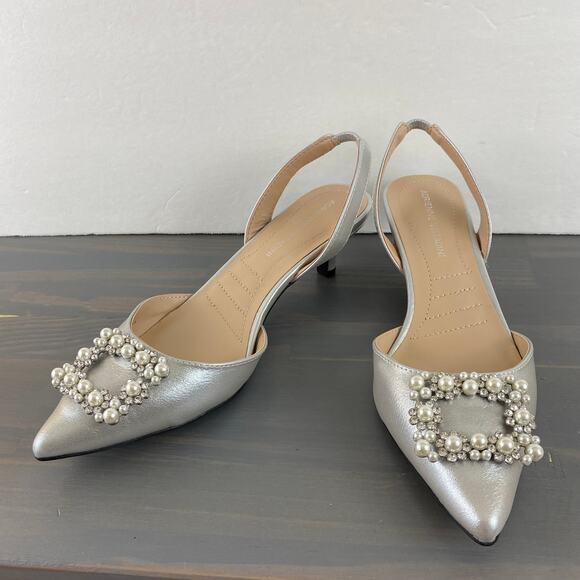 Adrienne Vittadini Suze Kitten Heels Slingback Size 7.5M Silver Pointed Toe NEW - Picture 3 of 10